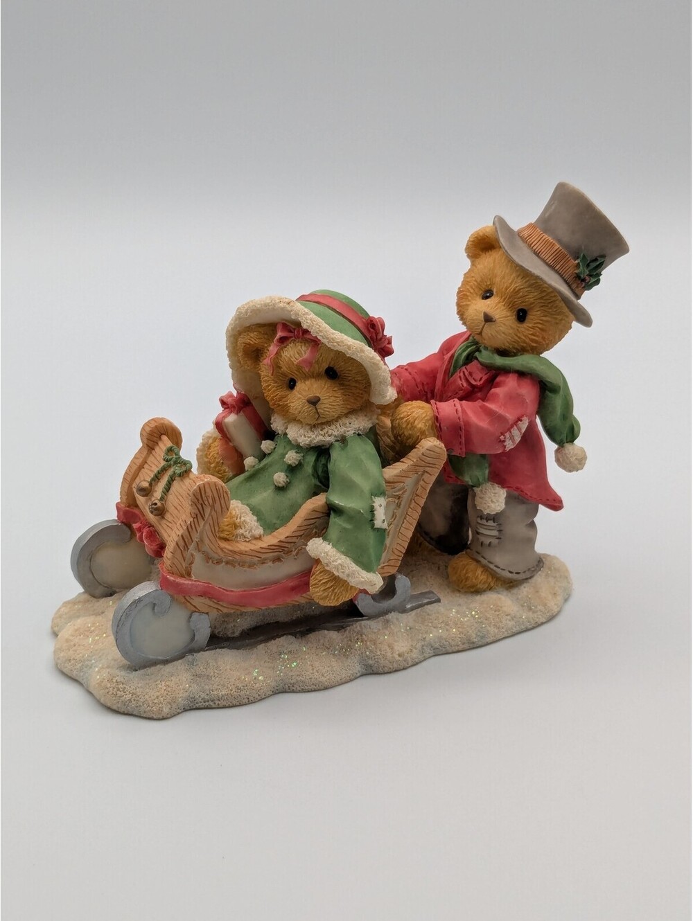 Cherished Teddies Lindsey Lyndon Walking in a Winter Wonderland (141178) 1997